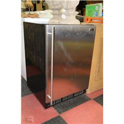 GE MONOGRAM STAINLESS STEEL BAR FRIDGE