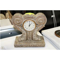 QUARTZ MANTLE DECORATIVE CLOCK