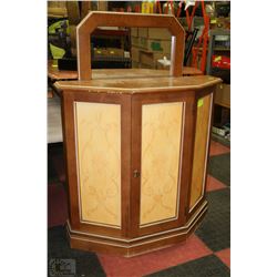 HALLWAY TABLE WITH MIRROR