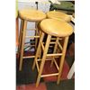 Image 1 : LOT OF 3 SWIVEL COUNTER HEIGHT STOOLS 30"H