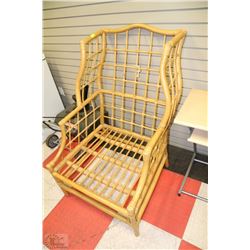 WICKER ARM CHAIR