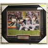 Image 1 : CAL RIPKEN JR 20"X15" SIGNED PICTURE WITH COA