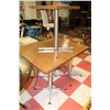 Image 1 : 5 PC COMMERCIAL CHROME LEG TABLE SET
