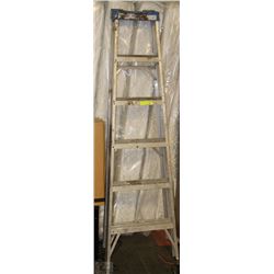 6 FOOT ALUMINUM STEP LADDER