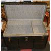 Image 1 : 1930'S VINTAGE ESTATE TRAVEL TRUNK WITH REMOVABLE