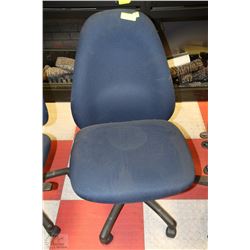 HYDRAULIC LIFT OFFICE CHAIR ON CHOICE