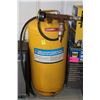 Image 1 : 7 GALLON PORTABLE UPRIGHT AIR TANK