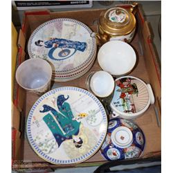 FLAT WITH JAPANESE AND CHINESE COLLECTOR TEA POT