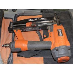 RIDGID AIR STRAIGHT FINISHING NAILER IN BAG