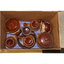 BOX OF VINTAGE SERVING DISHES