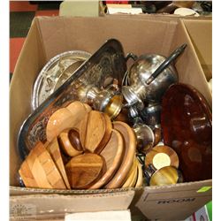 ESTATE BOX WITH SILVERPLATED SERVING SETS AND