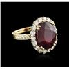 Image 1 : 14KT Yellow Gold 13.57ct Ruby and Diamond Ring