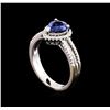 Image 4 : 1.25ct Sapphire and Diamond Ring - 18KT White Gold