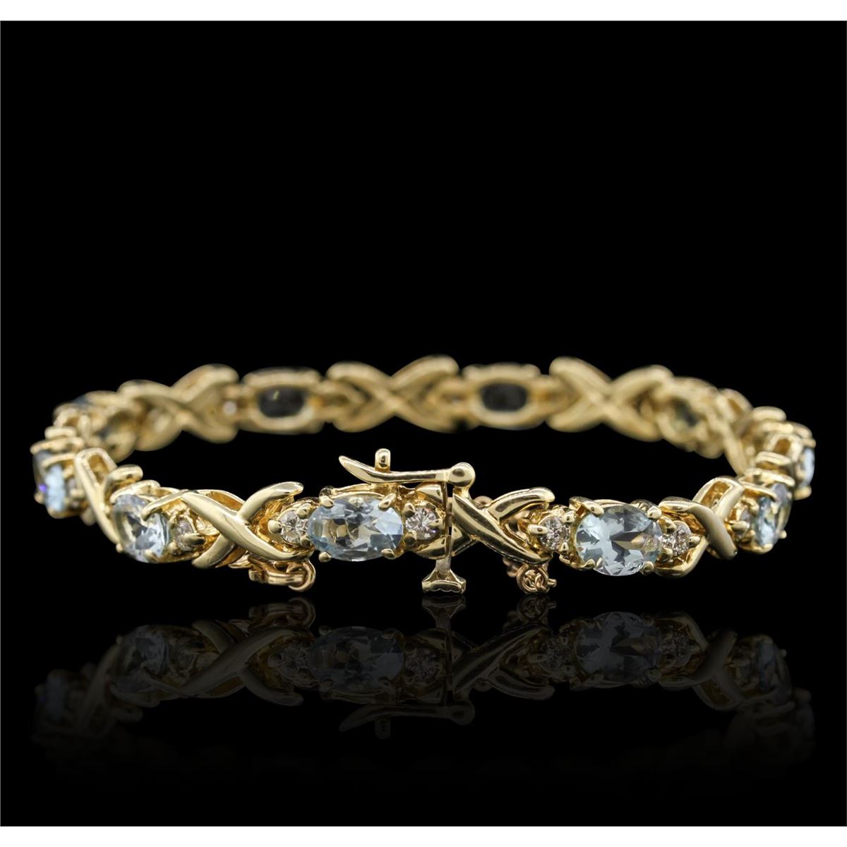 14KT Yellow Gold 10.00ctw Aquamarine and Diamond Bracelet