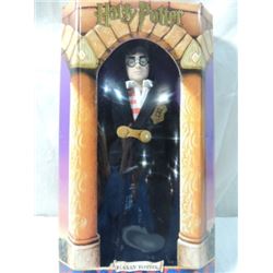 HARRY POTTER GUND DOLL FIGURE NIB