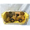Image 1 : ERTL JOHN DEERE FRONT END LOADER NIB