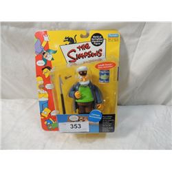 SIMPSONS VOICE ACTIVATED FIGURE CAPTAIN MCCALLISTR