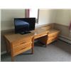 Image 2 : ROOM # 31 INCLUDES: KING BED, TELEVISION, FRIDGE, AC UNIT,