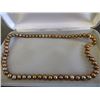 Image 2 : 10K Yellow Gold Clasp Pearl Necklace