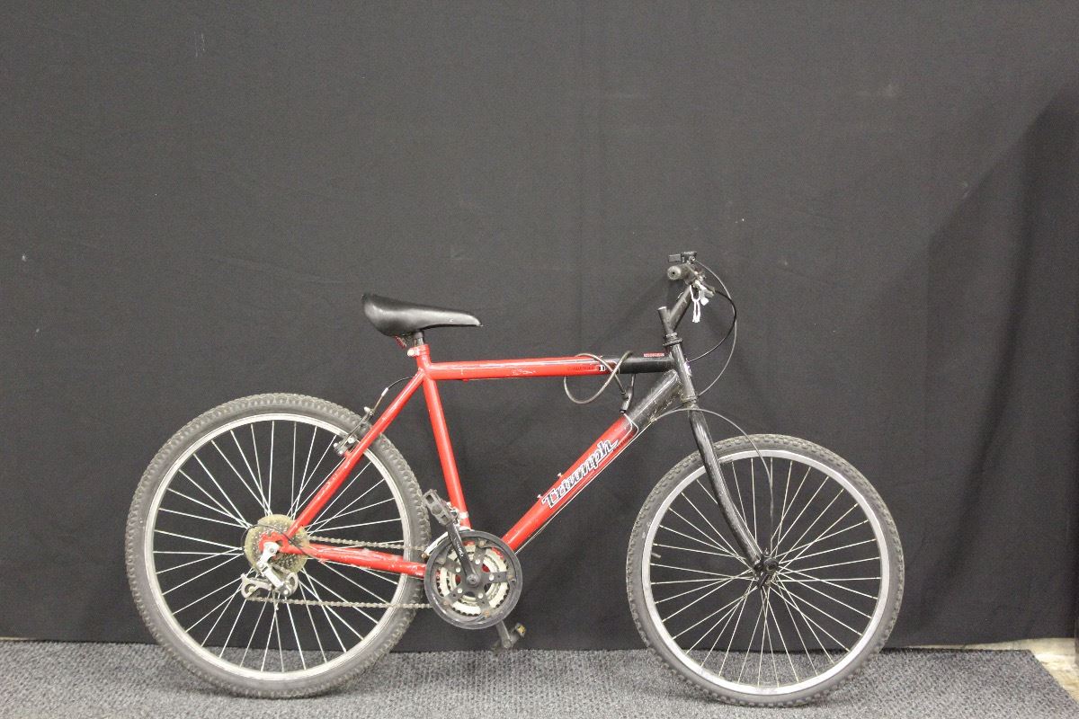 Red And Black Triumph Challenger 18 Speed Mountain Bike Able Auctions