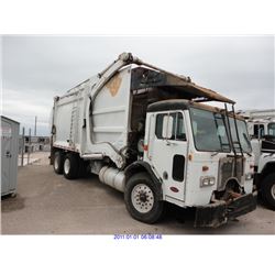 2008 - PETERBILT 320/CUMMINS // DIESEL