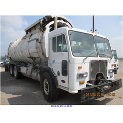 2007 - PETERBILT 320/CUMMINS /DIESEL