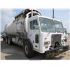 Image 1 : 2007 - PETERBILT 320/CUMMINS /DIESEL