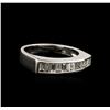 Image 1 : 18KT White Gold 0.69ctw Diamond Ring