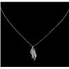 Image 2 : 14-18KT White Gold 0.15ctw Diamond Pendant With Chain