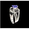 Image 4 : 1.45ct Blue Sapphire and Diamond Ring - 14KT White Gold