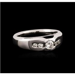 14KT White Gold 0.55ctw Diamond Ring