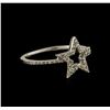 Image 1 : 0.11ctw Diamond Star Ring - 14KT White Gold
