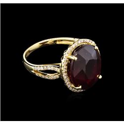 10.89ct Ruby and Diamond Ring - 14KT Yellow Gold