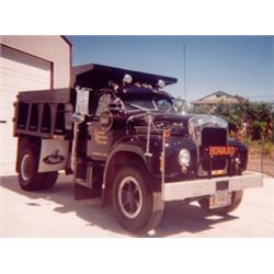 1959 MACK B-MODEL