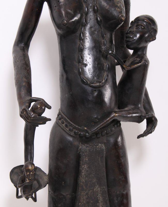 Very large African Benin bronze fertility sculpture, La