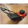 Image 2 : Yard Machines, Quantum XTE. 6.0 HP, 2 in 1 Mower