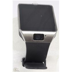 BLUETOOTH SMARTWATCH WITH CAMERA