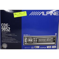 ALPINE MP3/WMA CD RECEIVER CDE-9852 GENTLY USED
