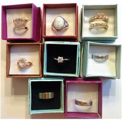 LOT OF 8 FASHION RINGS - CZ & SWAROVSKI CRYSTAL