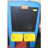 Image 1 : LITTLE TIKES CHALK BOARD