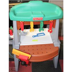 FISHER PRICE KIDS CARPENTER 40+ PIECE SET WITH