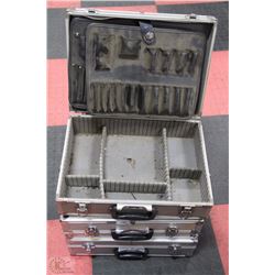 LOT OF 3 ALUMINUM CASES 2 WITH KEYS 1 WITHOUT