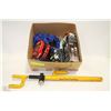 Image 1 : BOX OF AUTOMOTIVE ACCESSORIES INCL.