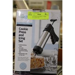 TOGO STAINLESS STEEL COOKIE PRESS + ICING SET