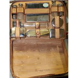 VINTAGE SALESMAN'S DISPLAY CASE - MADE IN