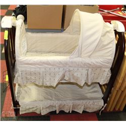 CHILDRENS EDDIE BAUER AUTOMATIC ROCKING CHAIR