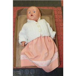 1930'S RELIABLE TOY COMPANY WETUMS ORIGINAL DOLL