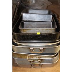 LOT OF 10 BAKING PANS