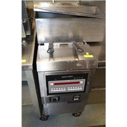 HENNY PENNY DEEP FRYER WITH FILTER