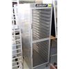 Image 1 : CLOSED END BAKERS RACK